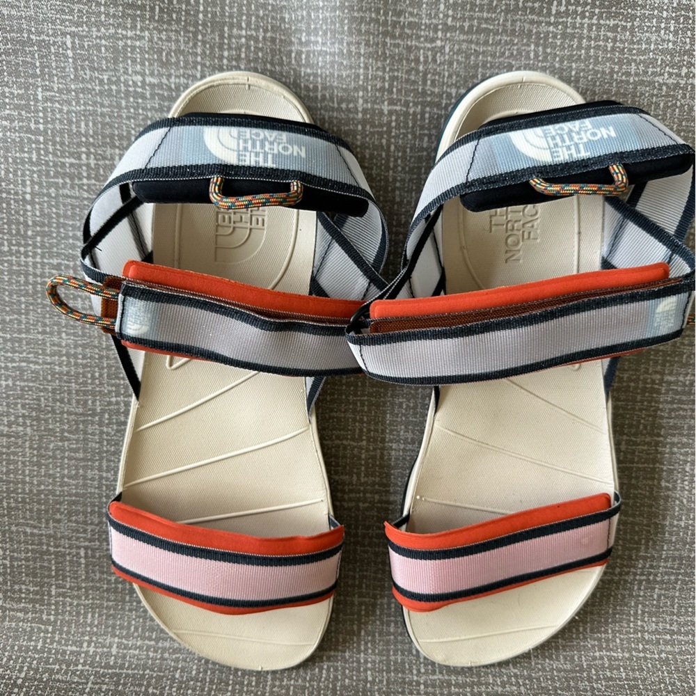 The North Face SKEENA M Men's sandals size 11